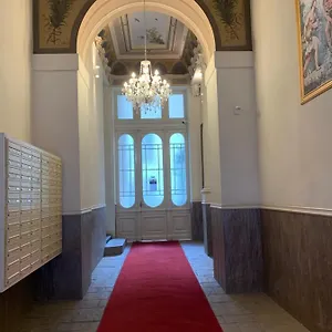 Charles Square Apartment Prag
